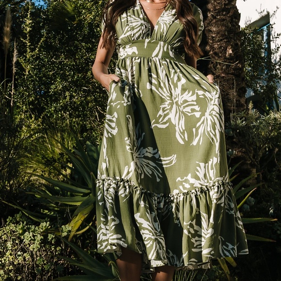 Baltic Born Dresses & Skirts - Baltic Born Rosa Midi Dress | Green Print Size LL